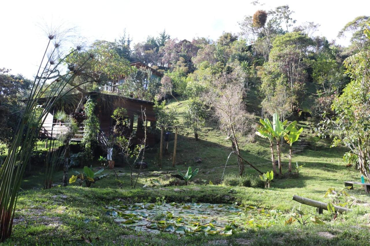 La Casa De Loto Retreat Guatapé Eksteriør bilde