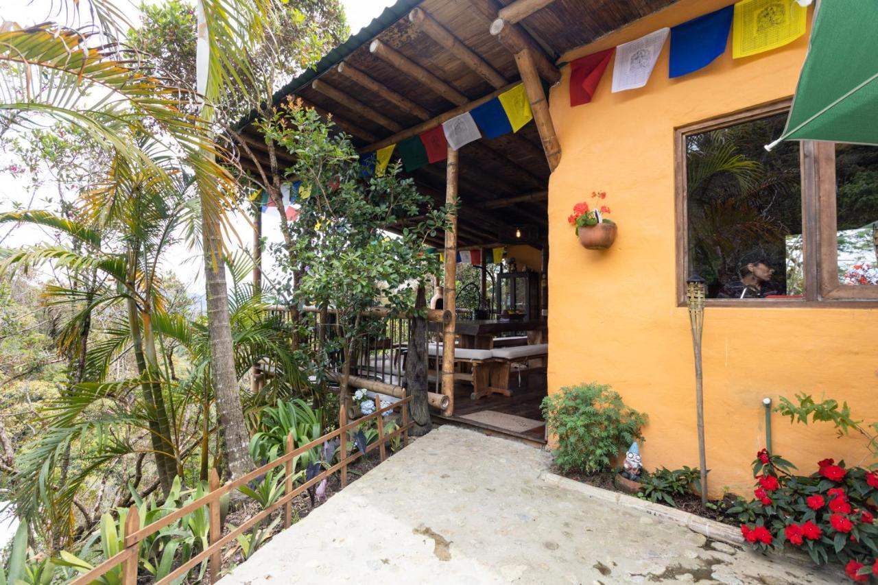 La Casa De Loto Retreat Guatapé Eksteriør bilde